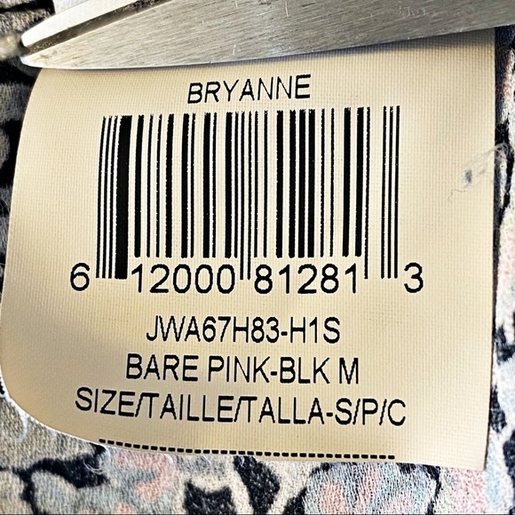 BCBGMAXAZRIA Bryanne Bare Pink Floral Shift Dress, Size Small - Picture 9 of 13